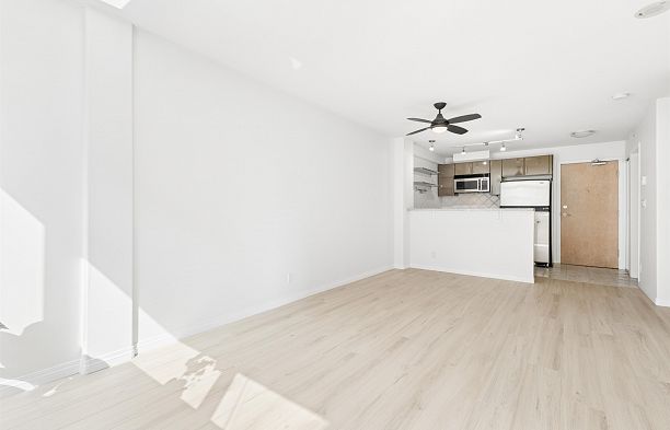 903 1328 W Pender Street Coal Harbour
