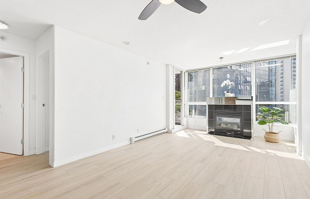 903 1328 W Pender Street Coal Harbour