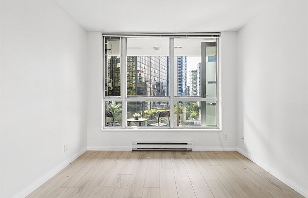 903 1328 W Pender Street Coal Harbour