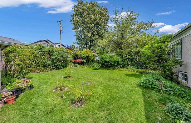 2245 W 22nd Avenue Arbutus