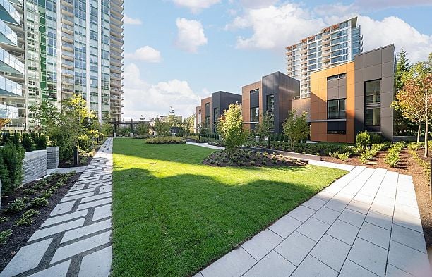 1809 5608 Berton Avenue University VW