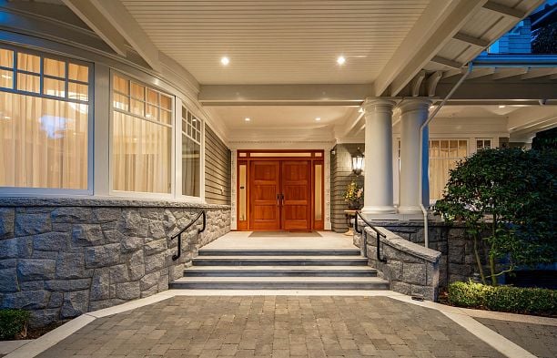 3402 Osler Street Shaughnessy