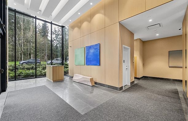 1809 5608 Berton Avenue University VW