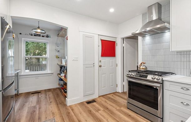 4188 W 13th Avenue Point Grey