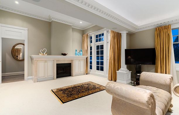 3402 Osler Street Shaughnessy