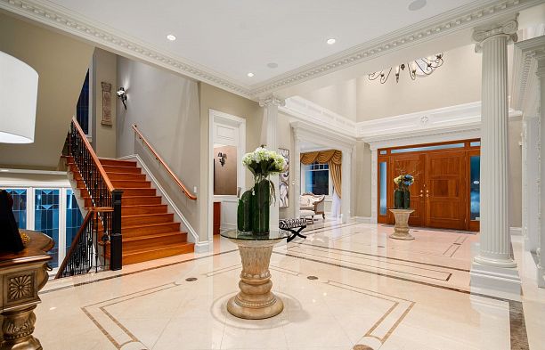 3402 Osler Street Shaughnessy