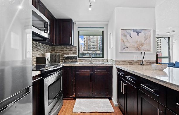 1005 1238 Melville Street Coal Harbour