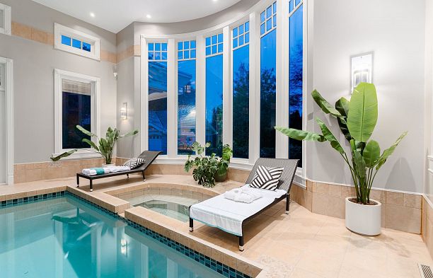 3402 Osler Street Shaughnessy