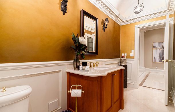 3402 Osler Street Shaughnessy
