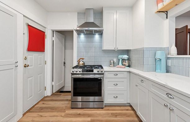 4188 W 13th Avenue Point Grey