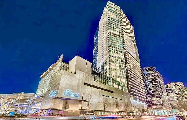 4203 1011 W Cordova Street Coal Harbour