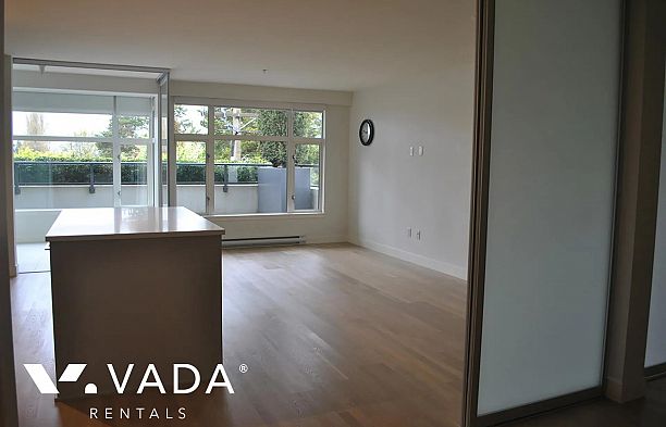 203 4355 W 10th Avenue Point Grey