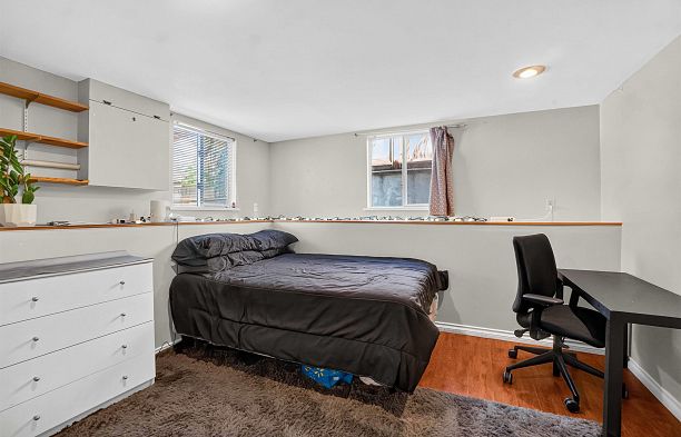 2063 W 37th Avenue Quilchena