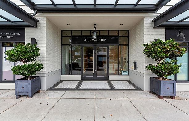 203 4355 W 10th Avenue Point Grey