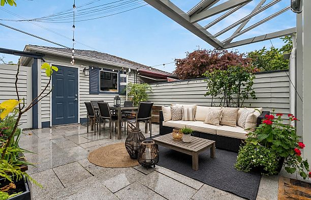 2146 W 14th Avenue Kitsilano