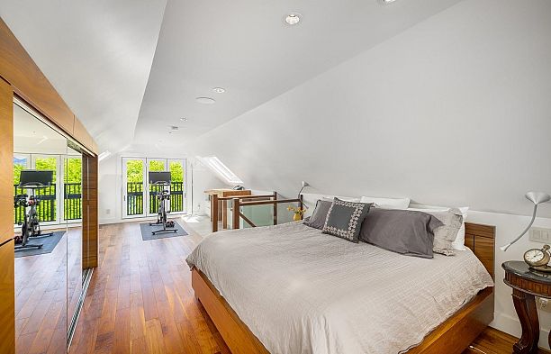 3240 W 1st Avenue Kitsilano