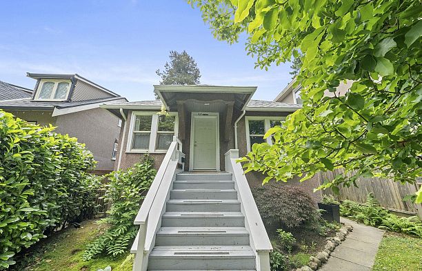 3750 W 17th Avenue Dunbar