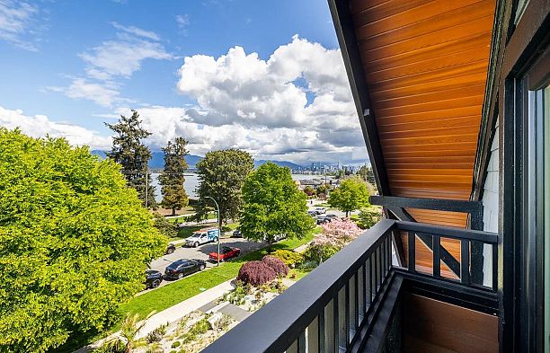 3240 W 1st Avenue Kitsilano