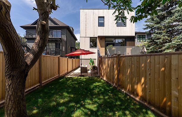 1 60 E 17th Avenue Main