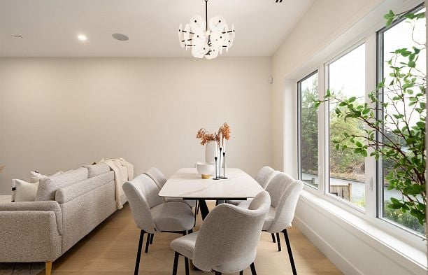 1 8508 East Boulevard S.W. Marine