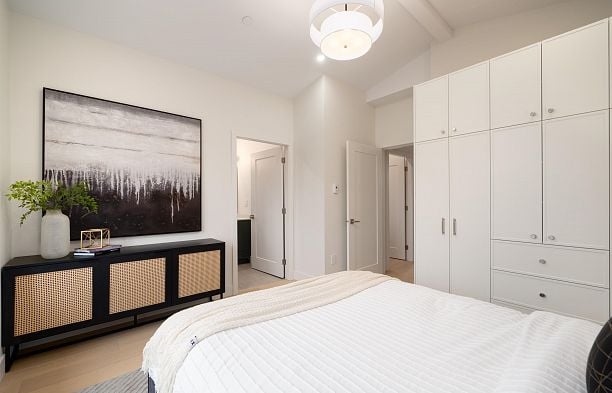 1 8508 East Boulevard S.W. Marine