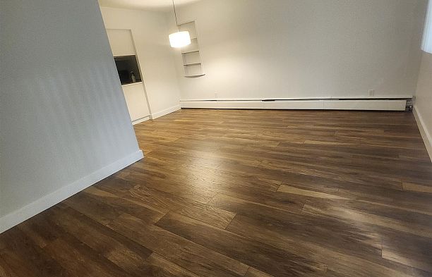 103 1950 W 8th Avenue Kitsilano