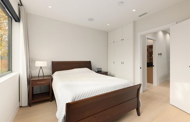 2939 W 15th Avenue Kitsilano