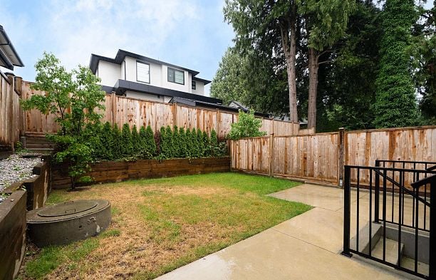 1 8508 East Boulevard S.W. Marine