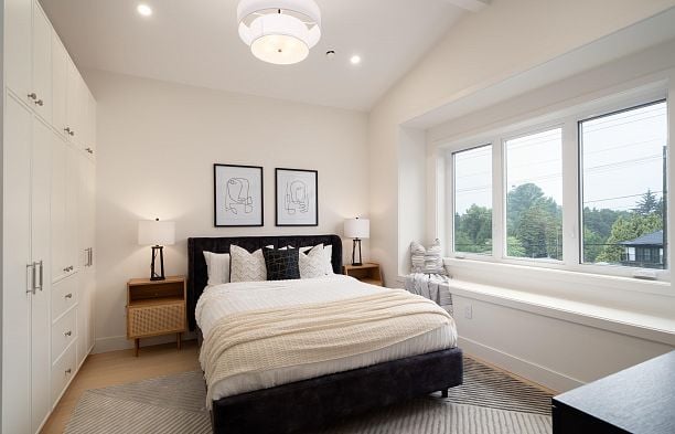 1 8508 East Boulevard S.W. Marine