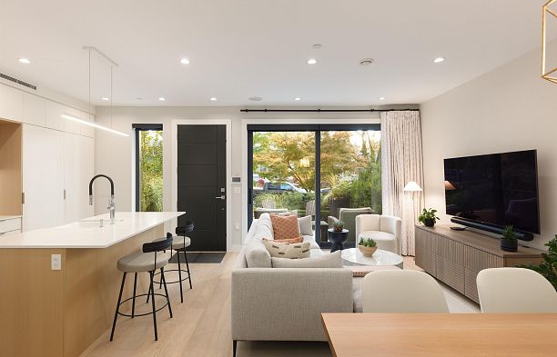 2939 W 15th Avenue Kitsilano