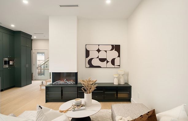 1 8508 East Boulevard S.W. Marine