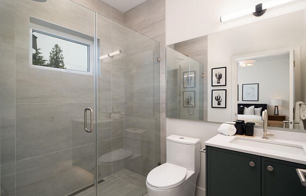 1 8508 East Boulevard S.W. Marine