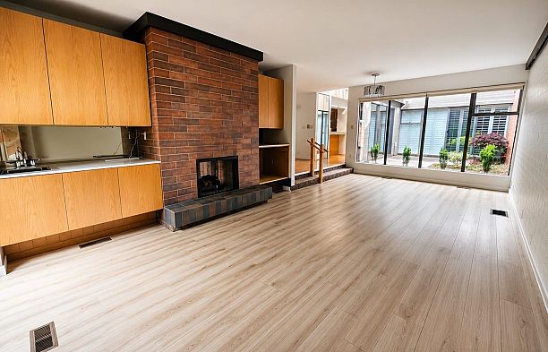 406 Greensboro Place South Cambie