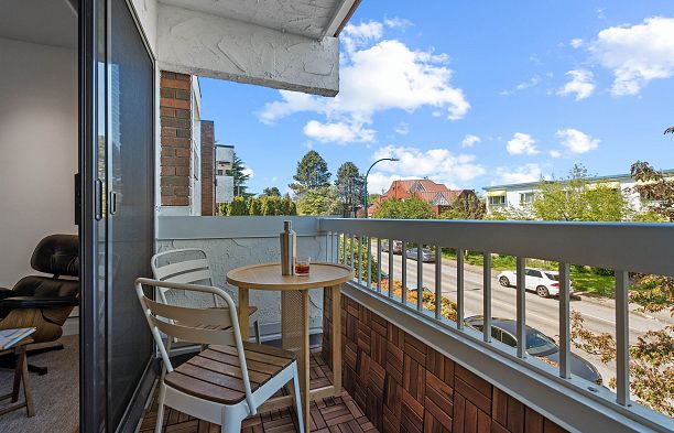 210 2450 Cornwall Avenue Kitsilano