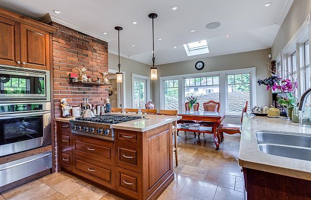 1375 W King Edward Avenue Shaughnessy