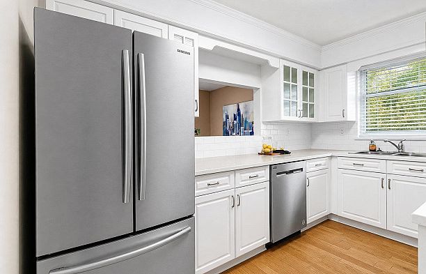 1921 Creelman Avenue Kitsilano