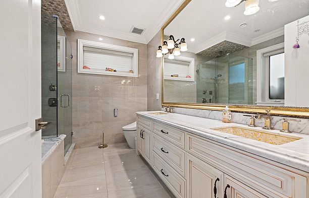 4307 W 13th Avenue Point Grey