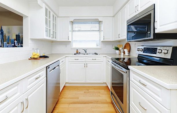 1921 Creelman Avenue Kitsilano