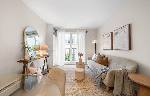 210 2234 W 1st Avenue Kitsilano