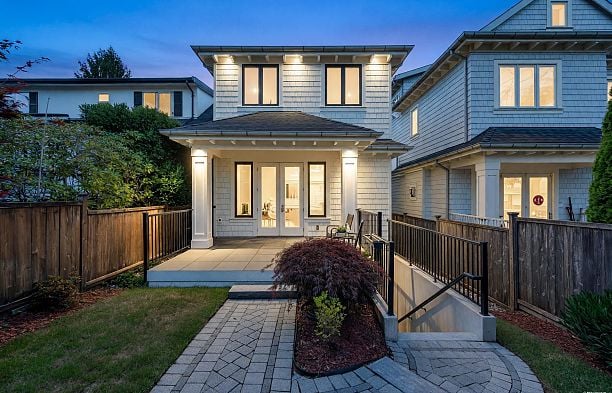 3581 W 32nd Avenue Dunbar