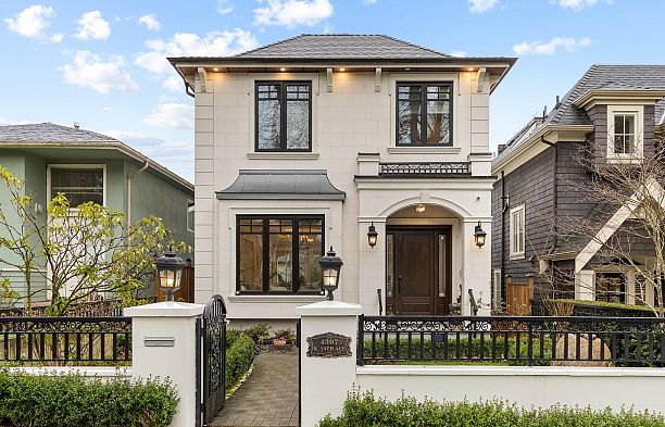 4307 W 13th Avenue Point Grey