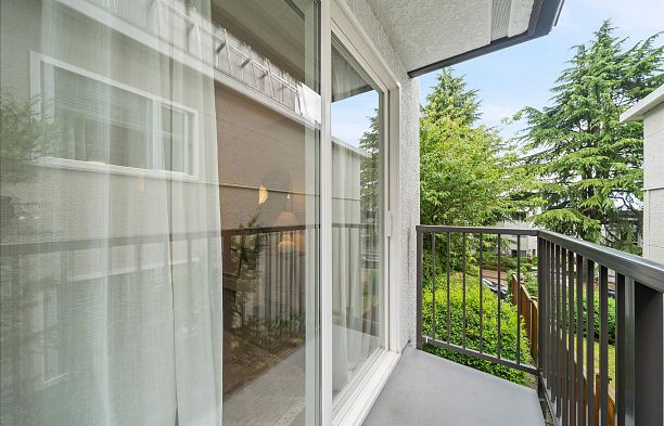 210 2234 W 1st Avenue Kitsilano
