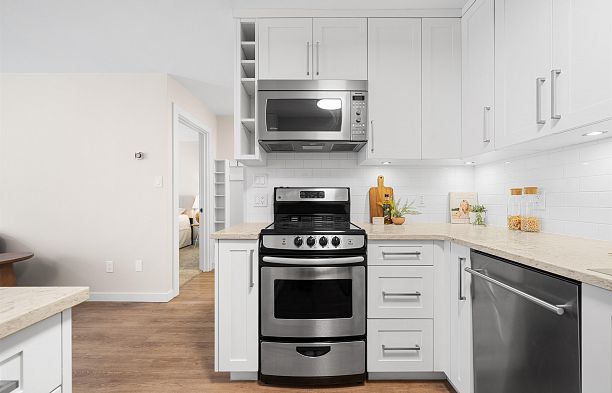 210 2234 W 1st Avenue Kitsilano