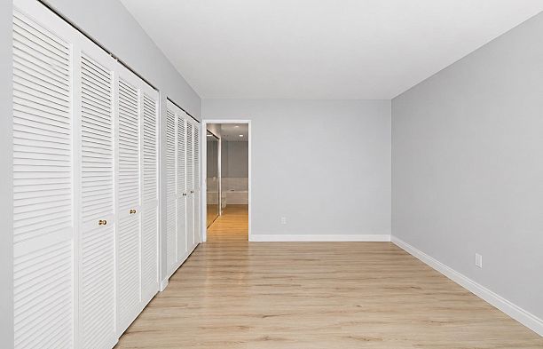 406 Greensboro Place South Cambie