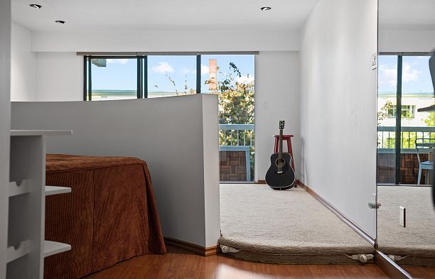 210 2450 Cornwall Avenue Kitsilano