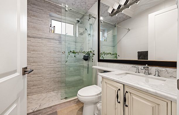 4307 W 13th Avenue Point Grey