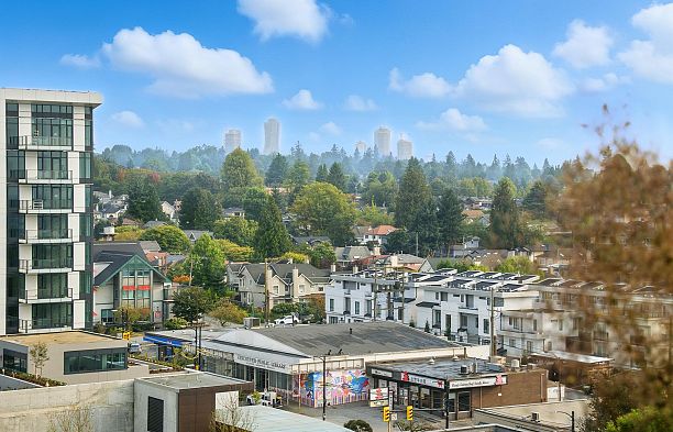 1502 8588 Cornish Street S.W. Marine