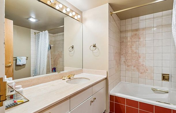 404 1470 Pennyfarthing Drive False Creek