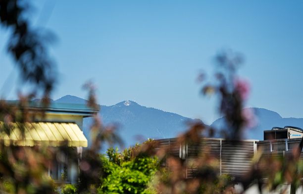 210 2450 Cornwall Avenue Kitsilano