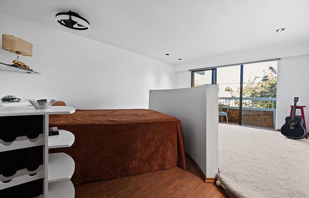 210 2450 Cornwall Avenue Kitsilano